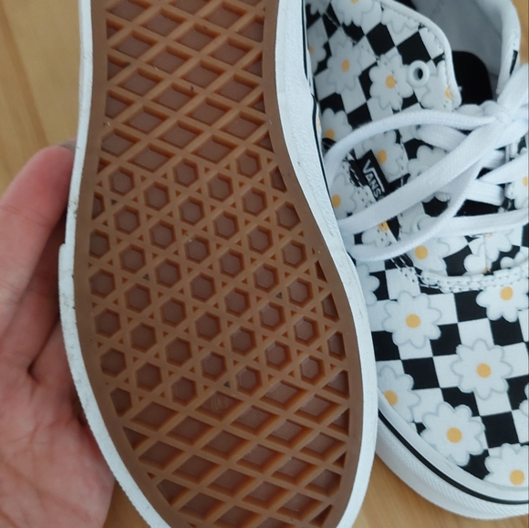 Girl Vans - Picture 3 of 4